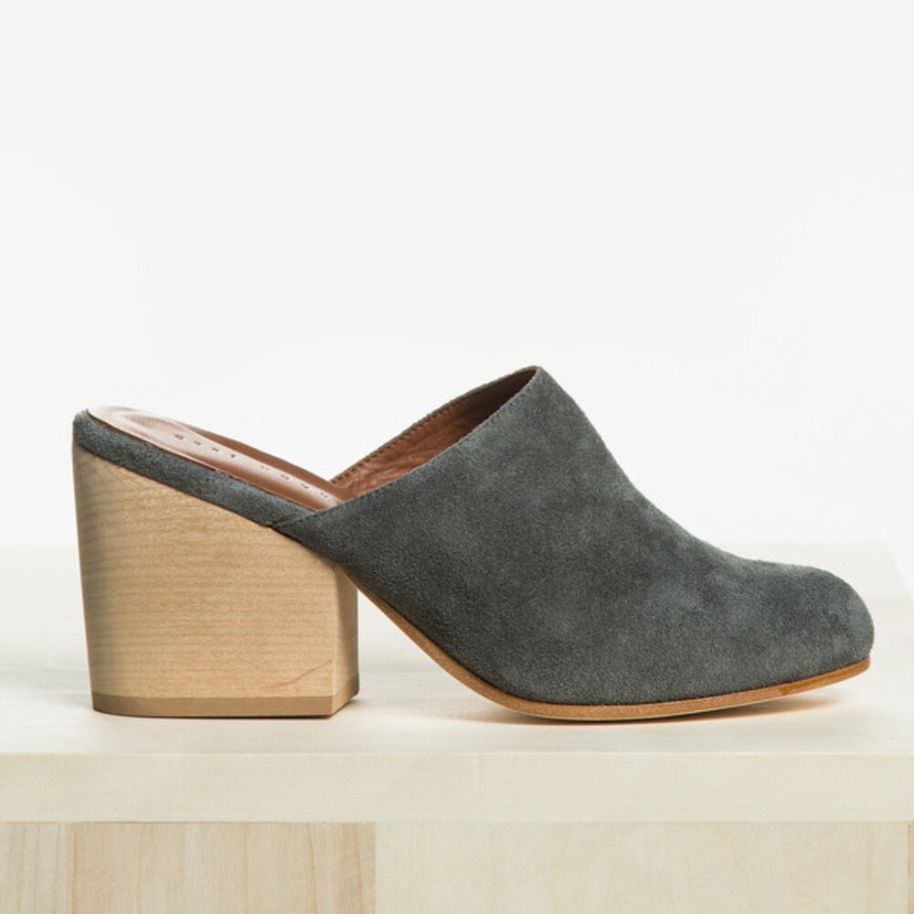 CERI HOOVER Miller Mule 7 Wood Heel Hand-Carved Gray Suede Leather Upper